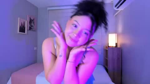 Snapshot of hanah_line chatting on June 16, 2026, 1:36 pm Hanna Lineros online show from June 16, 2026, 1:36 pm