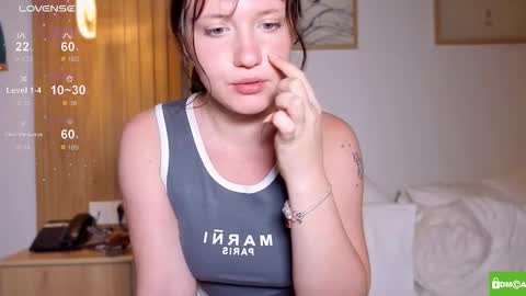 Snapshot of hanahwoods chatting on December 18, 2025, 1:50 pm hanahwoods online show from December 18, 2025, 1:50 pm