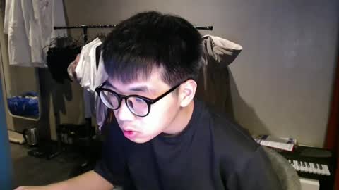 handsome_mannn online show from February 1, 2026, 12:42 am