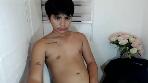 handsome_vanana online show from February 18, 2025, 3:21 pm