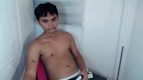 handsome_vanana online show from March 7, 2025, 6:46 am