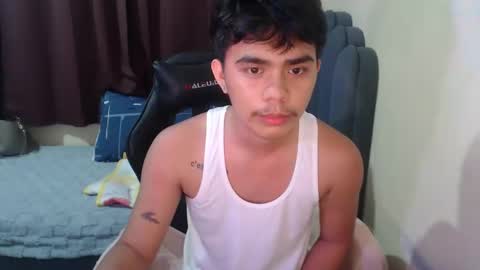 handsome_vanana online show from October 14, 2025, 2:07 pm