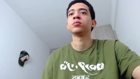 Snapshot of handsome_white1 chatting on March 11, 2025, 11:26 pm jorge daniel online show from March 11, 2025, 11:26 pm