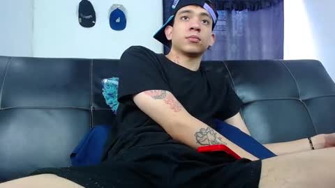 Snapshot of handsome_white1 chatting on October 4, 2025, 7:01 pm jorge daniel online show from October 4, 2025, 7:01 pm