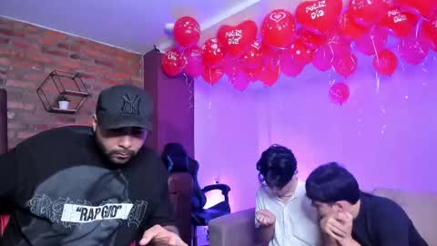 leonardfarrucknick and otis online show from February 17, 2026, 12:23 pm