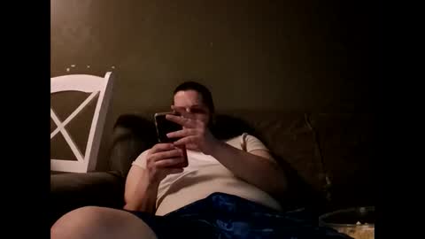 Handsomedaddy198923 online show from March 20, 2026, 7:35 am