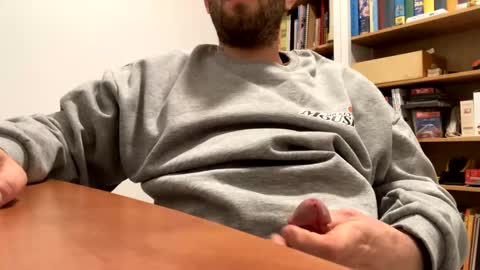 Snapshot of handyboy991 chatting on January 17, 2025, 9:28 pm handyboy991 online show from January 17, 2025, 9:28 pm