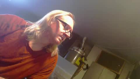 Snapshot of handyman5303 chatting on February 20, 2025, 7:12 am Handystudman online show from February 20, 2025, 7:12 am