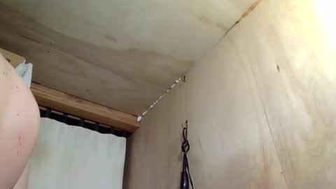 Snapshot of handywoody chatting on February 1, 2026, 10:47 am handywoody online show from February 1, 2026, 10:47 am