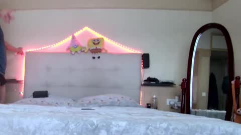 hane40 online show from October 16, 2025, 5:58 pm