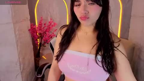 Snapshot of hani_amber_tx chatting on July 13, 2026, 12:41 pm Follow me.. Live 730 to 1400 online show from July 13, 2026, 12:41 pm