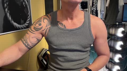 hanky online show from December 31, 2024, 12:36 pm