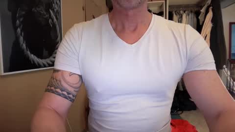 hanky online show from February 28, 2025, 1:58 pm