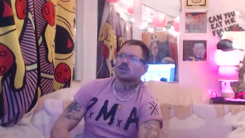 hank rams online show from April 7, 2026, 1:28 am