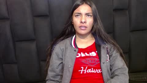 Snapshot of hanna13_ chatting on October 28, 2025, 2:20 pm Hanna online show from October 28, 2025, 2:20 pm