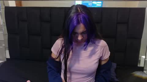 Snapshot of hanna13_ chatting on November 14, 2025, 8:29 pm Hanna online show from November 14, 2025, 8:29 pm