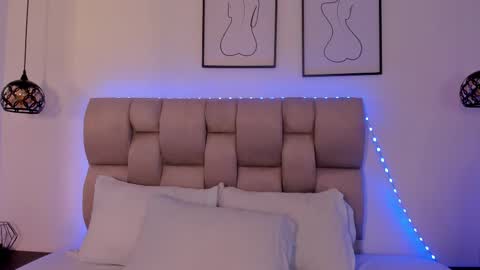 Snapshot of hanna__evans_ chatting on February 5, 2026, 11:48 am hanna__evans_ online show from February 5, 2026, 11:48 am