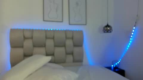 Snapshot of hanna__evans_ chatting on February 8, 2026, 12:30 pm hanna__evans_ online show from February 8, 2026, 12:30 pm