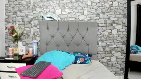 Snapshot of hanna_bell11 chatting on January 17, 2025, 4:49 am Hanna online show from January 17, 2025, 4:49 am