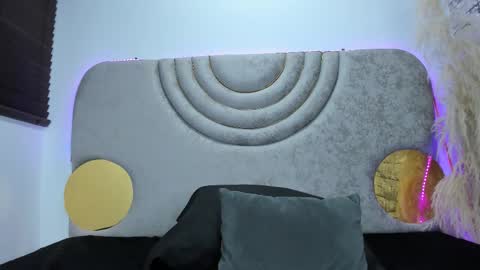 Hanna Castro online show from December 14, 2025, 4:12 pm