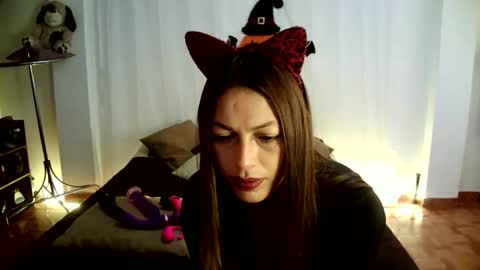 Hanna charming online show from October 19, 2025, 6:30 pm