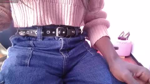 hanna_lamber online show from October 27, 2025, 12:31 pm