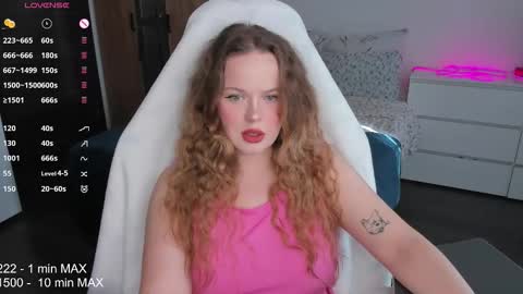 Snapshot of hanna_montanas chatting on September 21, 2025, 12:40 pm hanna montanas online show from September 21, 2025, 12:40 pm