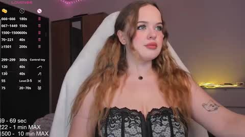 Snapshot of hanna_montanas chatting on October 31, 2025, 8:43 pm hanna montanas online show from October 31, 2025, 8:43 pm