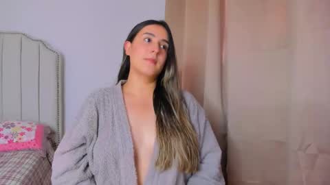 Hanna online show from November 27, 2025, 8:44 pm