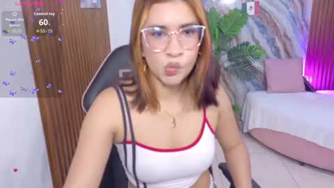 Snapshot of hannaa_tay chatting on July 10, 2026, 8:11 pm hannaa online show from July 10, 2026, 8:11 pm