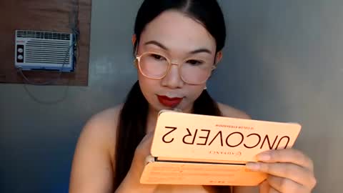 Snapshot of hannabanana_ts chatting on June 18, 2026, 4:24 am Hannah online show from June 18, 2026, 4:24 am