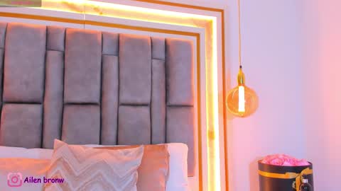 Snapshot of hannabronw chatting on September 20, 2025, 8:54 pm Eliana online show from September 20, 2025, 8:54 pm