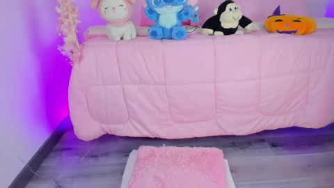 hannacutegod online show from April 18, 2026, 5:55 am