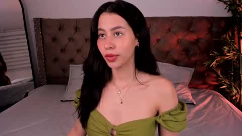 Hannah online show from February 22, 2025, 1:00 am