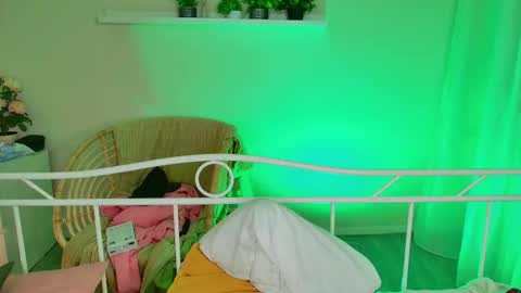 Kamila online show from January 6, 2026, 2:48 am