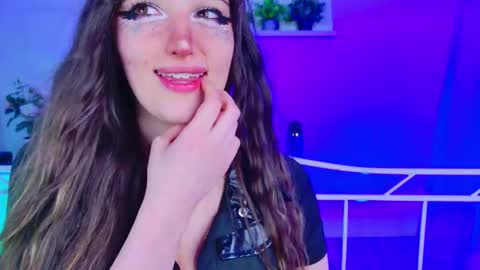 Kamila online show from January 9, 2026, 8:32 pm