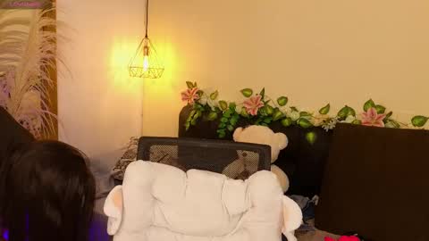 Hannah Williams online show from September 17, 2025, 9:16 pm