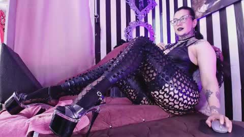 FOLLOW ME INTA MOONXMAFE online show from March 24, 2026, 8:47 pm