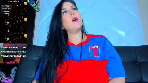 Hanna Independent Model online show from December 30, 2024, 9:37 am