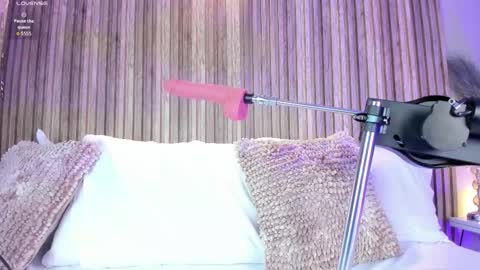 HannaPaola online show from December 18, 2025, 10:38 pm