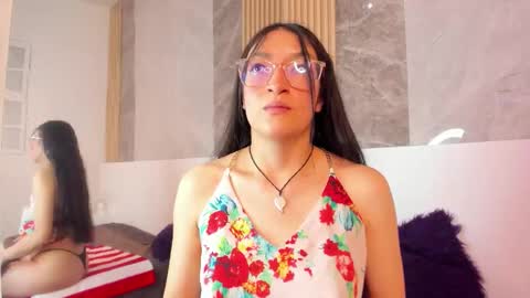 Snapshot of hannawen_ chatting on March 15, 2026, 8:15 pm hannawen_ online show from March 15, 2026, 8:15 pm