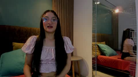Snapshot of hannawen_ chatting on March 27, 2026, 8:19 pm hannawen_ online show from March 27, 2026, 8:19 pm
