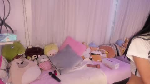 Snapshot of hannie_ws chatting on February 20, 2025, 6:24 pm Hannie ws online show from February 20, 2025, 6:24 pm