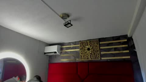 Snapshot of hanny_bliss chatting on May 13, 2026, 11:18 am Hanny online show from May 13, 2026, 11:18 am