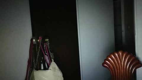 hanny online show from April 15, 2026, 2:07 am