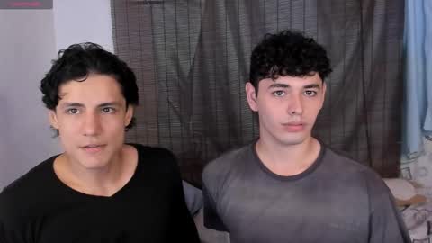 Snapshot of hans_andres17 chatting on December 5, 2025, 7:54 pm hans and andres online show from December 5, 2025, 7:54 pm