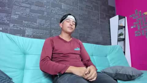 Snapshot of hansel_yesid chatting on January 15, 2026, 12:10 pm Hansel online show from January 15, 2026, 12:10 pm