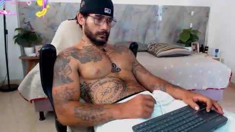 Snapshot of hanz_col chatting on June 21, 2026, 2:30 pm hanz_col online show from June 21, 2026, 2:30 pm