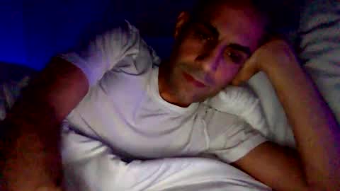 Snapshot of happy2334 chatting on January 31, 2025, 3:00 pm skysky6969 online show from January 31, 2025, 3:00 pm