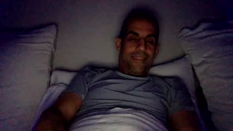 Snapshot of happy2334 chatting on October 17, 2025, 10:51 am skysky6969 online show from October 17, 2025, 10:51 am